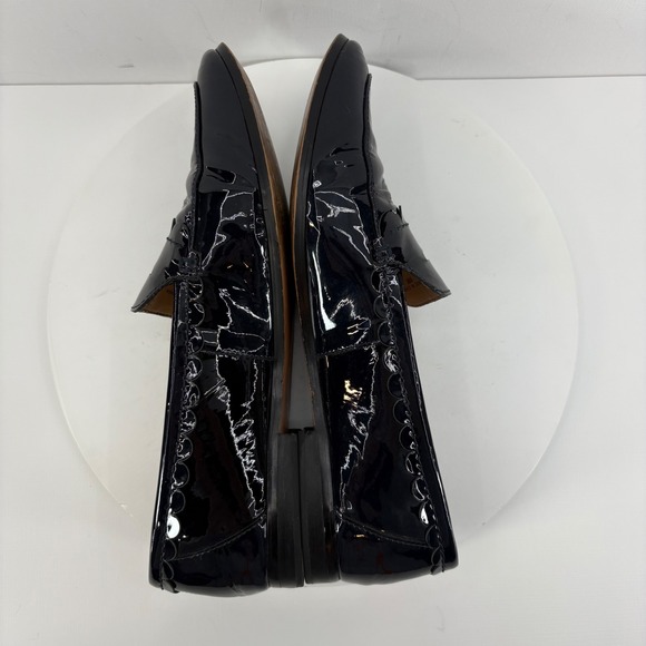 Banana Republic Patent Leather Scalloped Trim Loafers Black Women's Size 9M‎ - Picture 5 of 9